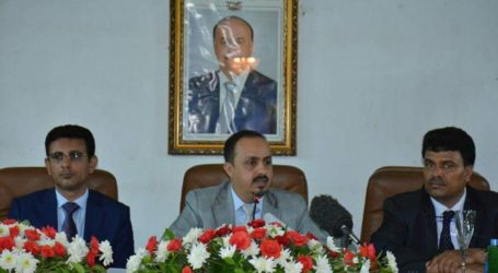 وزير الاعلام يطلع الصحفيين والمراسلين الاجانب على تطورات الاوضاع مستجدات المشهد اليمني