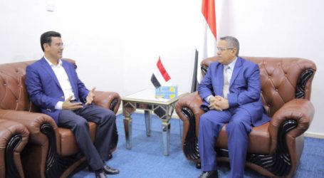 بن دغر يشيد بعمق العلاقات الأخوية والتاريخية اليمنية المصرية