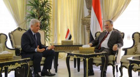 وزير الخارجية يستقبل السفير الروسي لدى اليمن