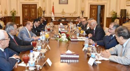 رئيس مجلس النواب يبحث مع نظيره المصري سبل تعزيز التعاون البرلماني بين المجلسين