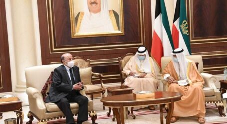 رئيس الجمهورية يقدم واجب العزاء فى وفاة أمير دولة الكويت الراحل