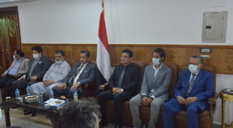 سفارة بلادنا في القاهرة تتقبل التعازي في وفاة الشيخ صالح النخغي