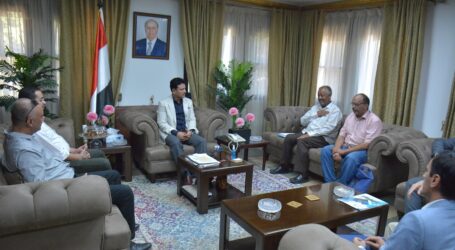 السفير مارم يبحث ترتيبات بدء العام الدراسي في المدارس اليمنية بالقاهرة