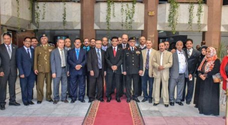 السفير مارم يهنئ اعضاء البعثة والجالية اليمنية في مصر بمناسبة عيد الفطر المبارك